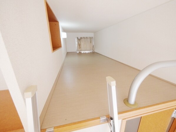 レオパレスストーンリバーの物件内観写真